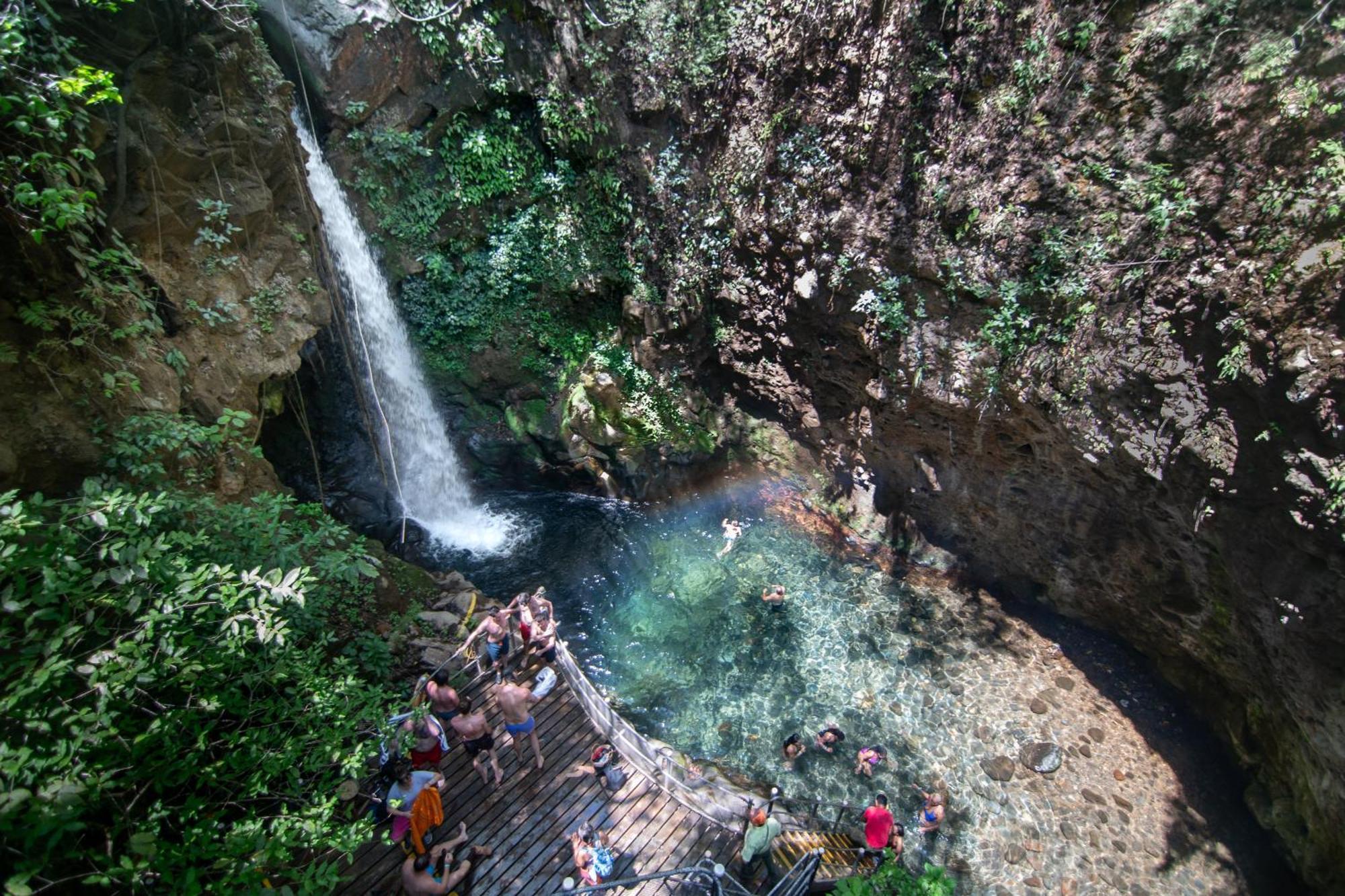 瓜齐佩林庄园火山牧场农场酒店及温泉 利比里亚 外观 照片